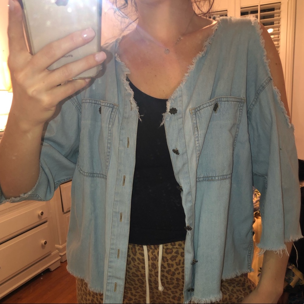 Distressed cold shoulder jean jacket